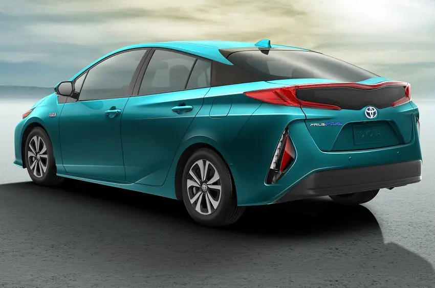 2017-Toyota-Prius-Prime-rear-side-view