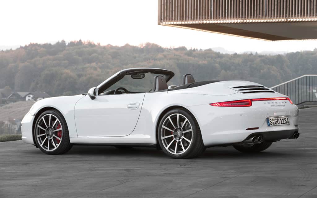 2013-Porsche-911-Carrera-4S-Cabriolet-white-emission