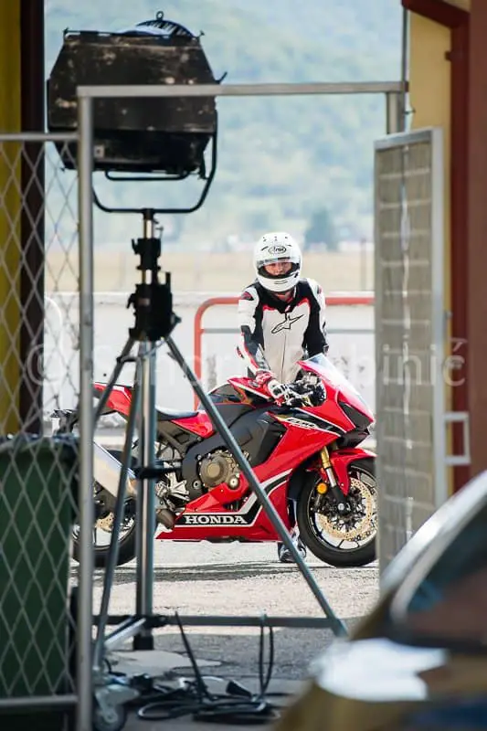 2017 CBR1000RR spied (image credits- Sandro Rubinic )