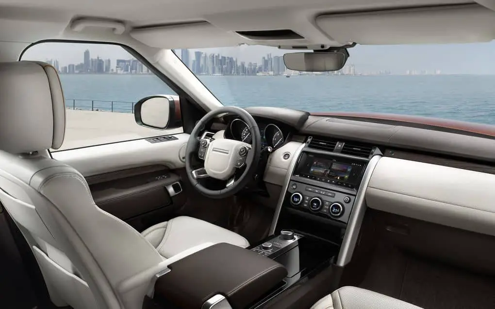 land-rover-interiors