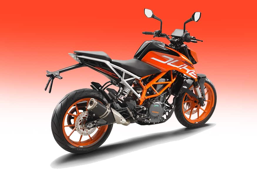 ktm-duke-390-rear-motoring