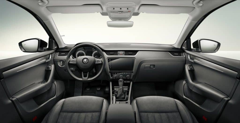 2017-Skoda-Octavia-facelift-interior-dashboard