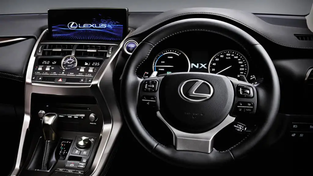 lexus-nx300h-steering wheel