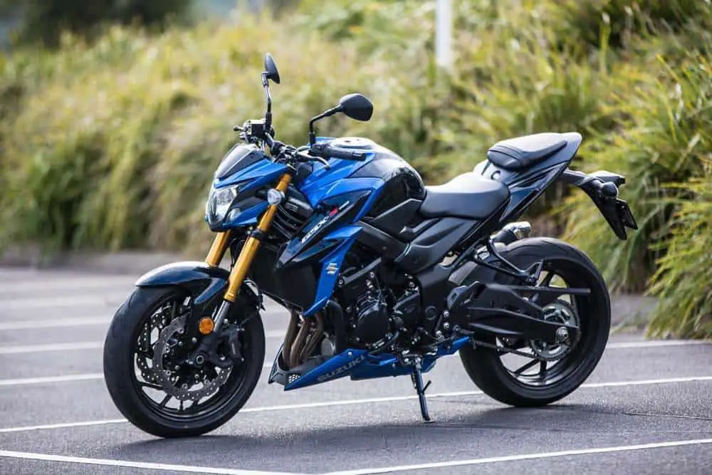 Suzuki Launches GSXS750 Sportbike