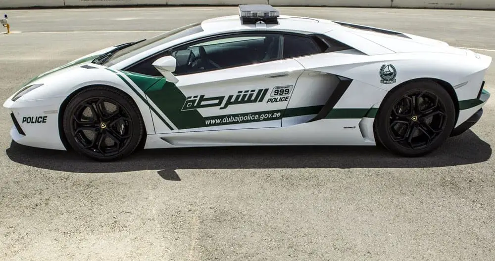 dubai police aventador